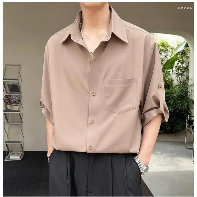 Camisas informales para hombre, camisa de lujo coreana de verano 2023 para hombre, camiseta de manga corta de tela de seda helada de gran tamaño a la moda neutra de media manga