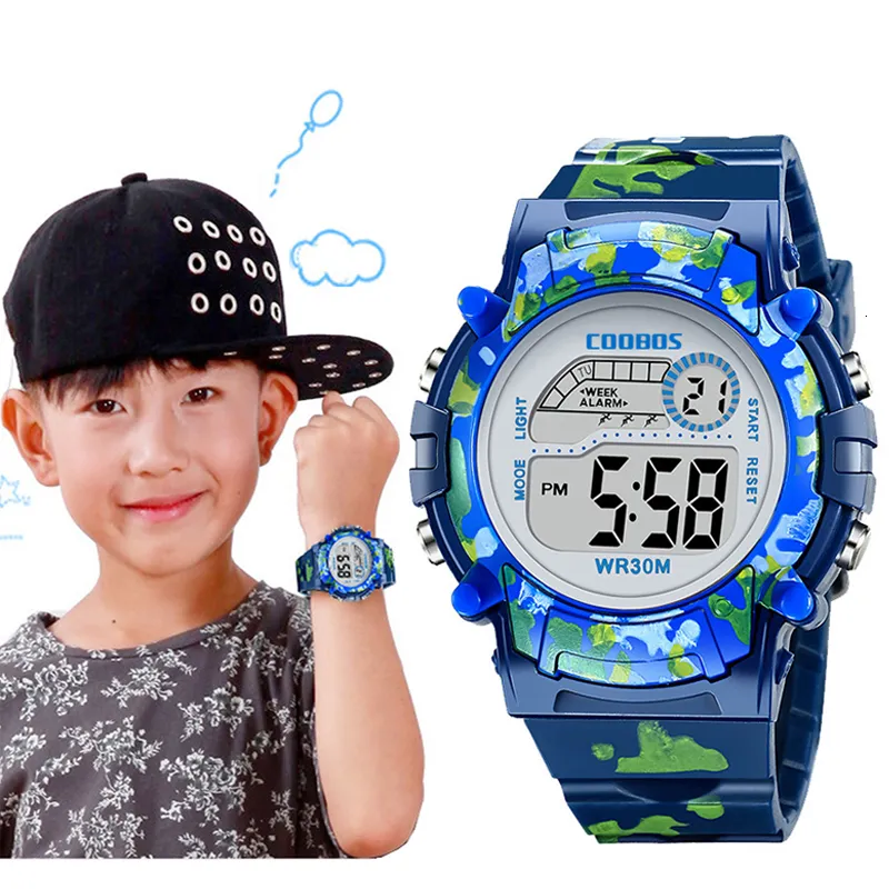 Montres pour enfants Bleu marine Camouflage Enfants Montres LED Coloré Flash Numérique Étanche Alarme Pour Garçons Filles Date Semaine Creative Horloge Pour Enfants 230606