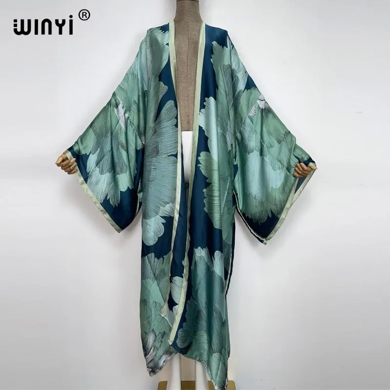 Badkläder 2022 Winyi Summer Beach Wear Swim Suit Cover Africa Sweet Lady Boho Cardigan Colorful Sexy Holiday Long Sleeve Kimono