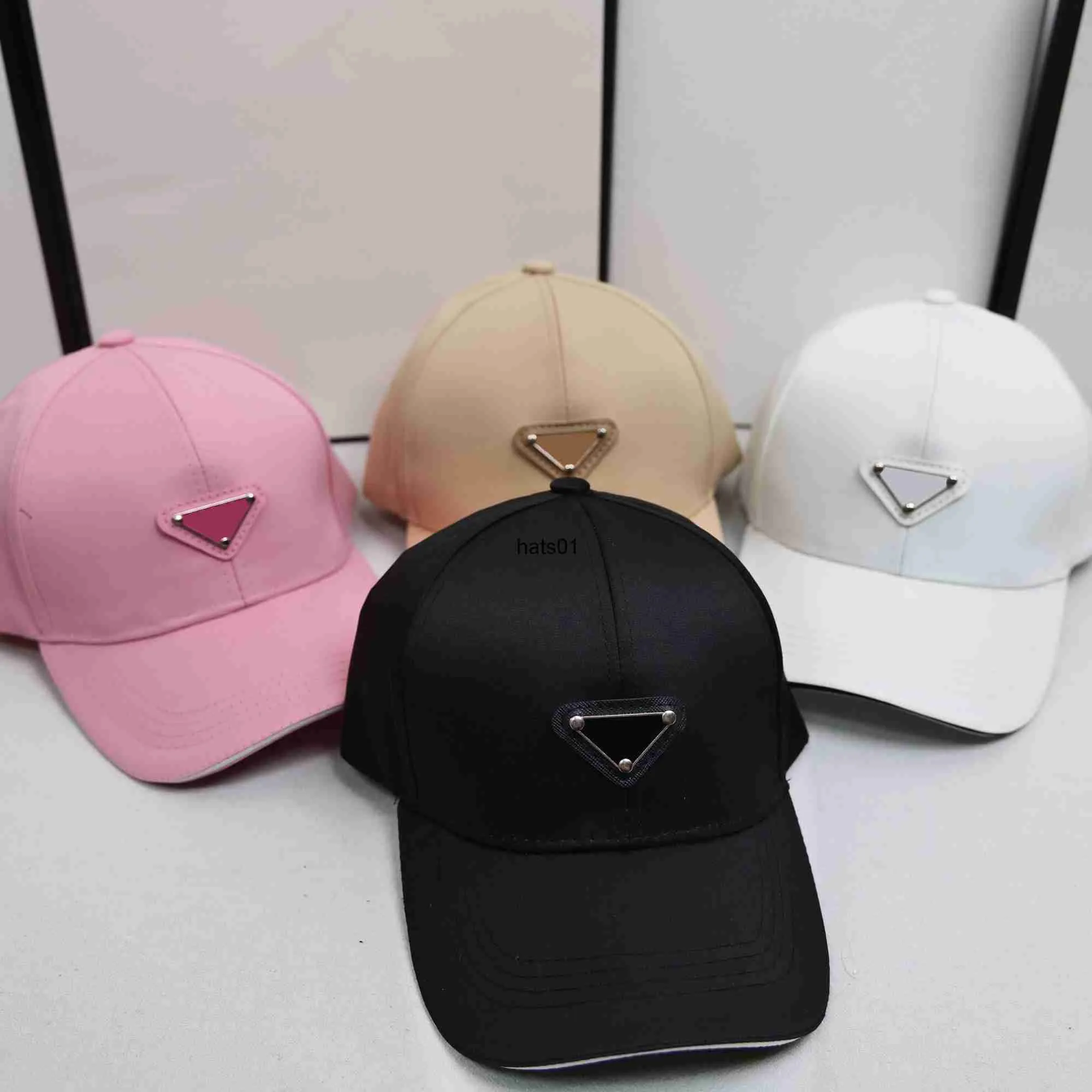 قبعات المصممين Pra Luxurys Baseball Cap Sun Hats Summer Beach Couplecap Solid Color Lettermed Advent Travel Travel Murnder Take Sunshade Caps