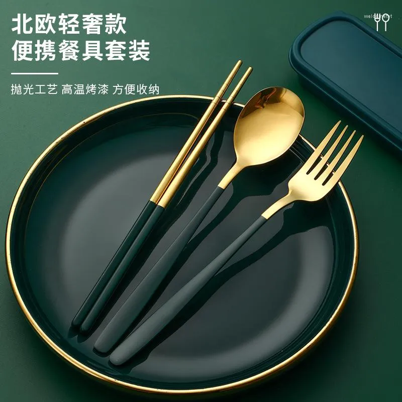 Ensembles de vaisselle en acier inoxydable ensemble de vaisselle Portable fourchette cuillère baguettes Style coréen trois pièces cadeau extérieur Western
