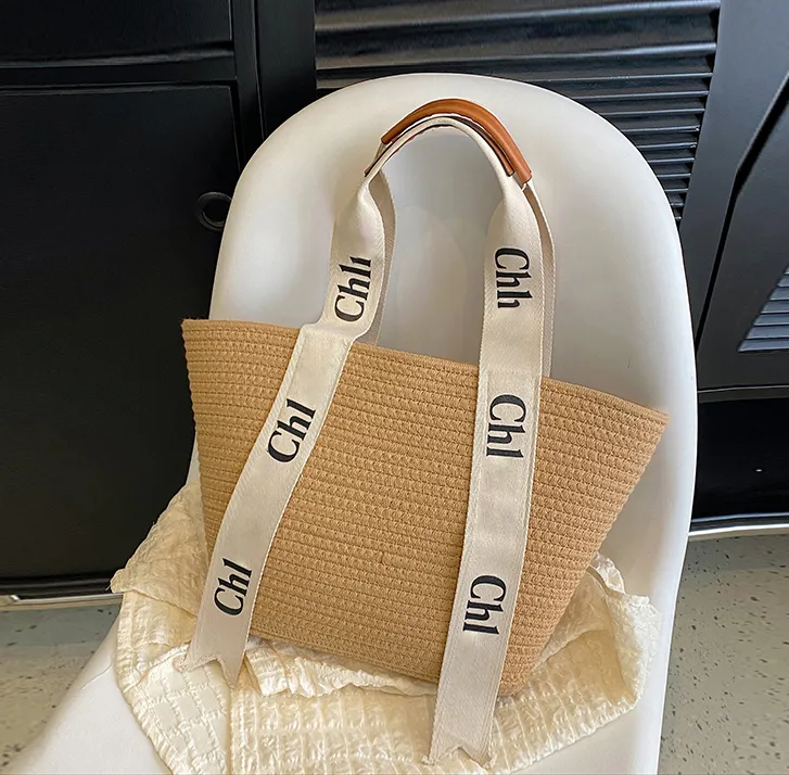 Stylish Straw Beach Tote Bag Designer Raffia Handbag, Woven Summer Bag,  Crossbody Clutch, Travel Duffel, Top Handle Bag for Women Men