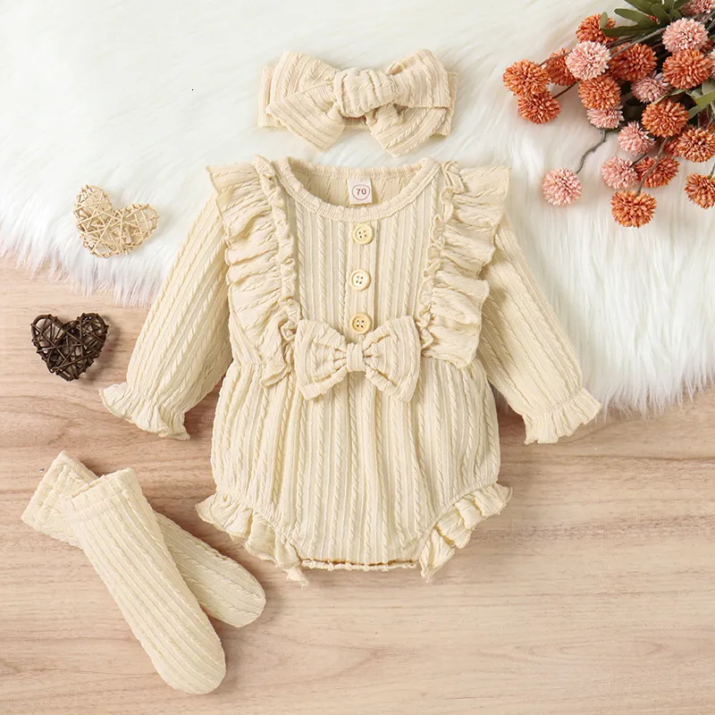 Rompers Baby Girls 3Pcs Spring Outfits Long Sleeve Button Front Ruffle Romper Socks Headband Baby's Sets Born Items 230606
