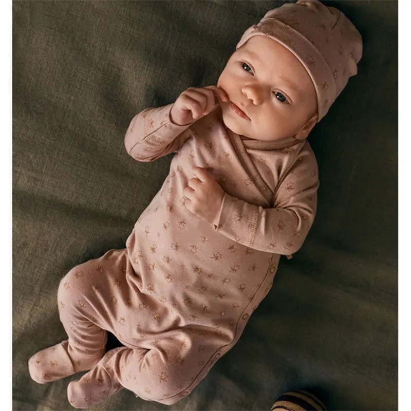 ロンパーズの男の子長袖スプリングロンパーズデザイン幼児春の服を着るピンクの女の赤ちゃん生まれのギフト230606