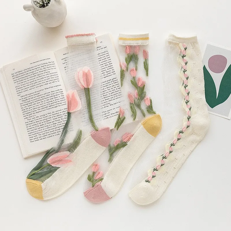 Mode Sommer Harajuku Socken Ultra-dünne Transparente Kristall Seide Socken Frauen Tulpe Muster Streetwear Elastische Strümpfe