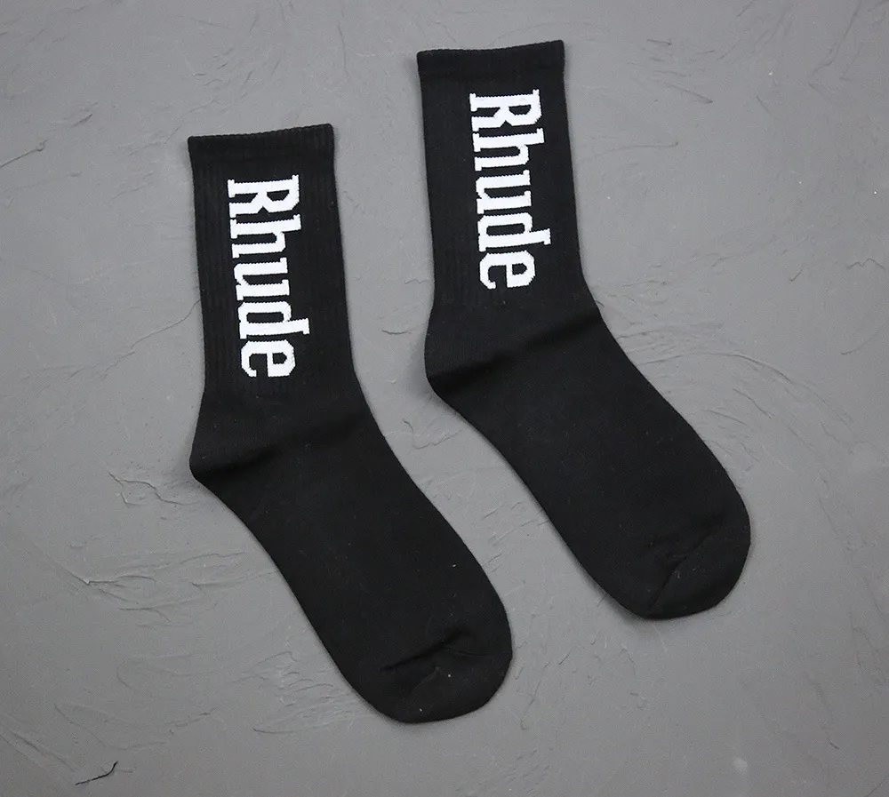 Rhude Men Socks Women Designer Sock Luxury Fashion Antibacterial Deodorant Sports Socks Populära högkvalitativa bomullsbandsbrev Knit Socks White Black Soft Socks