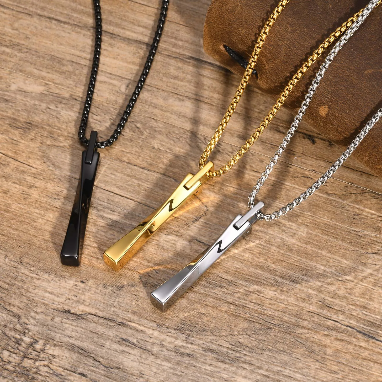 men's necklaces