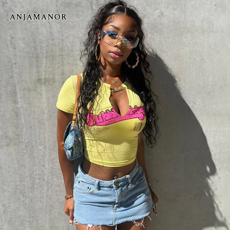 Women's T Shirt ANJAMANOR Letter Print Cute Sexy Summer Crops Tops Y2k Streetwear Baby Tee Woman Short Sleeve V Neck Graphic T Shirts D66 BB10 230607