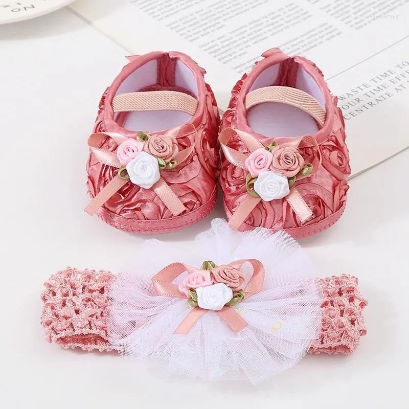 Första vandrare 0-12m Baby Girl Shoes pannband Set Soft Bottom Flower Crib Elastic Band Non-Slip Toddler Shower
