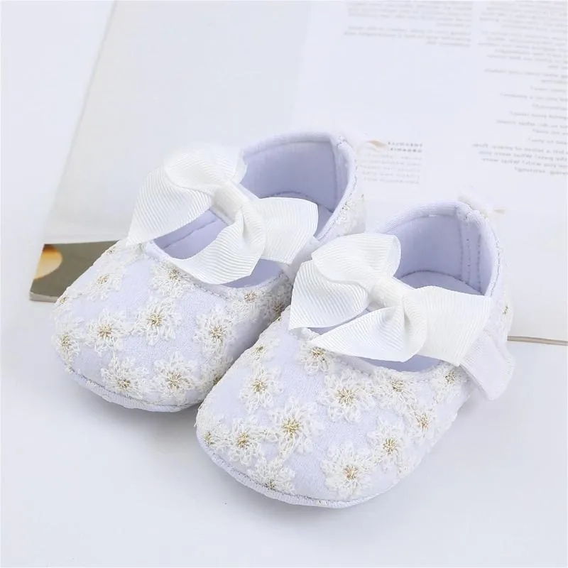 Baby shoe size at hotsell 9 months