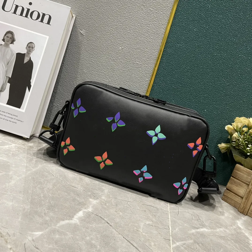 Louis Vuitton Comet Backpack Black Borealis autres Cuirs