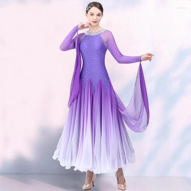 Stage Wear 4 Colors Long Sleeved Ballroom Dance Dress Gradient Rhinestones Competition Tango Waltz Dancing Clothes Prom VDB680