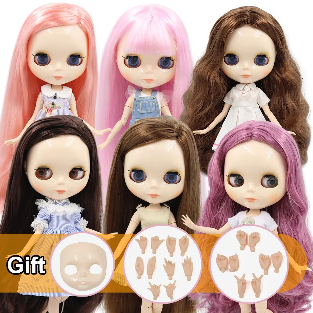 人形ICY DBS BLYTH DOLL 16 BJD白い肌とカスタマイズされたヌード関節ボディ光沢の顔を背景にマットガールギフトおもちゃ230608