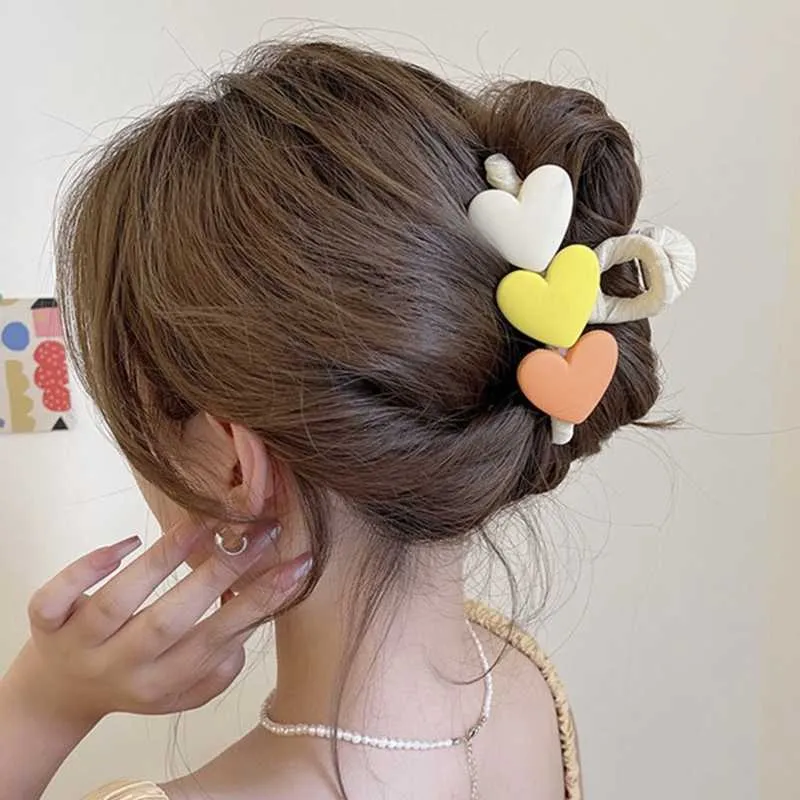 Dangle Chandelier Cute Large Heart Acrylic Hair Claw Clip Barrette Ponytail Women Grils Fashion Hair Clip Hairpins Crab Hair Accessories Z0608