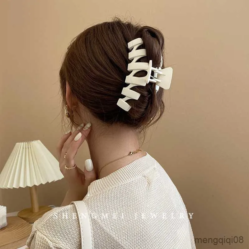 Andere Haarspangen Acryl Elegante Cl Einfache Geometrie Zubehör Mode Hohl Haarnadel Für Frauen Stirnband Schachtelhalm Clip R230608