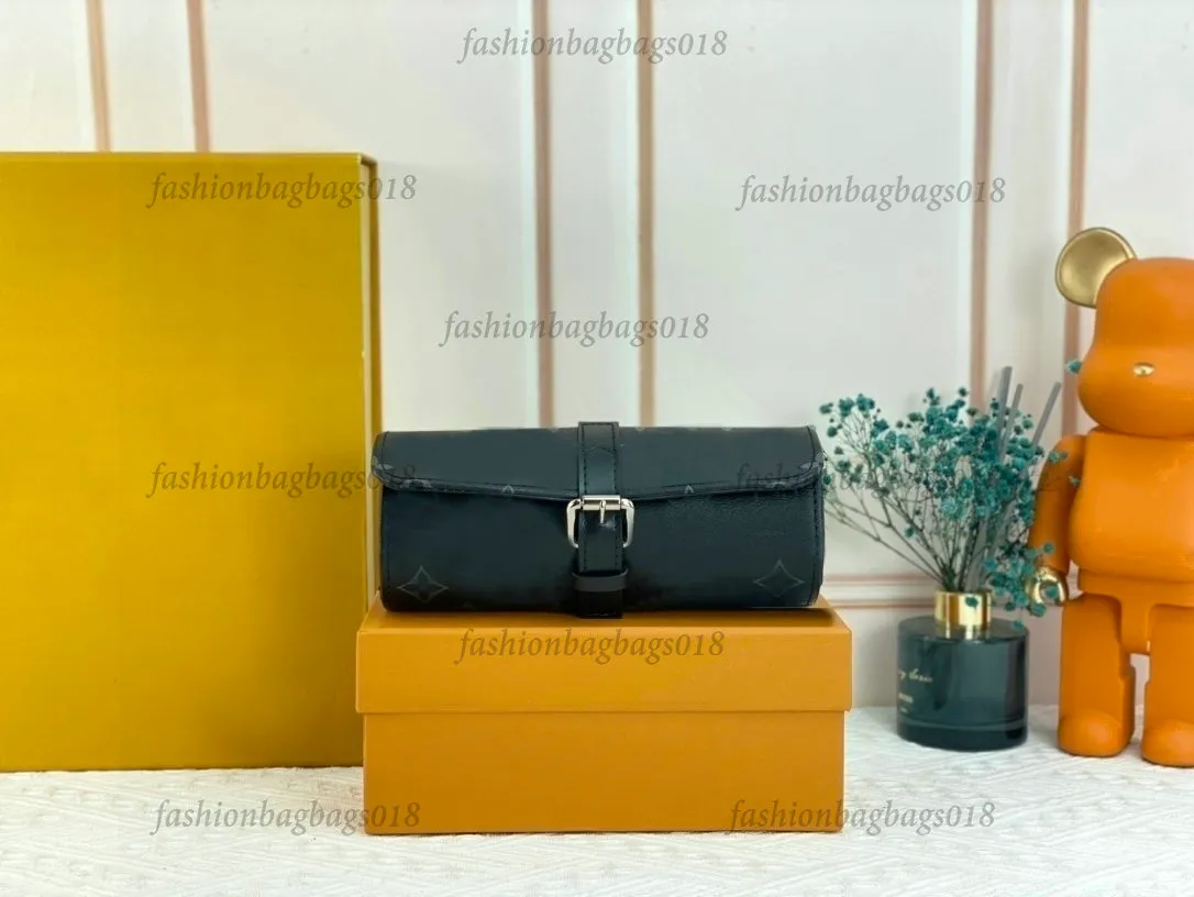 WATCH CASE Monograms Canvas For Women Designer Luxurys Travel Accessories Bag Cosmetic Bag Trousse de toilette M47530 M43385 N41137 Sac en cuir gaufré Graphite