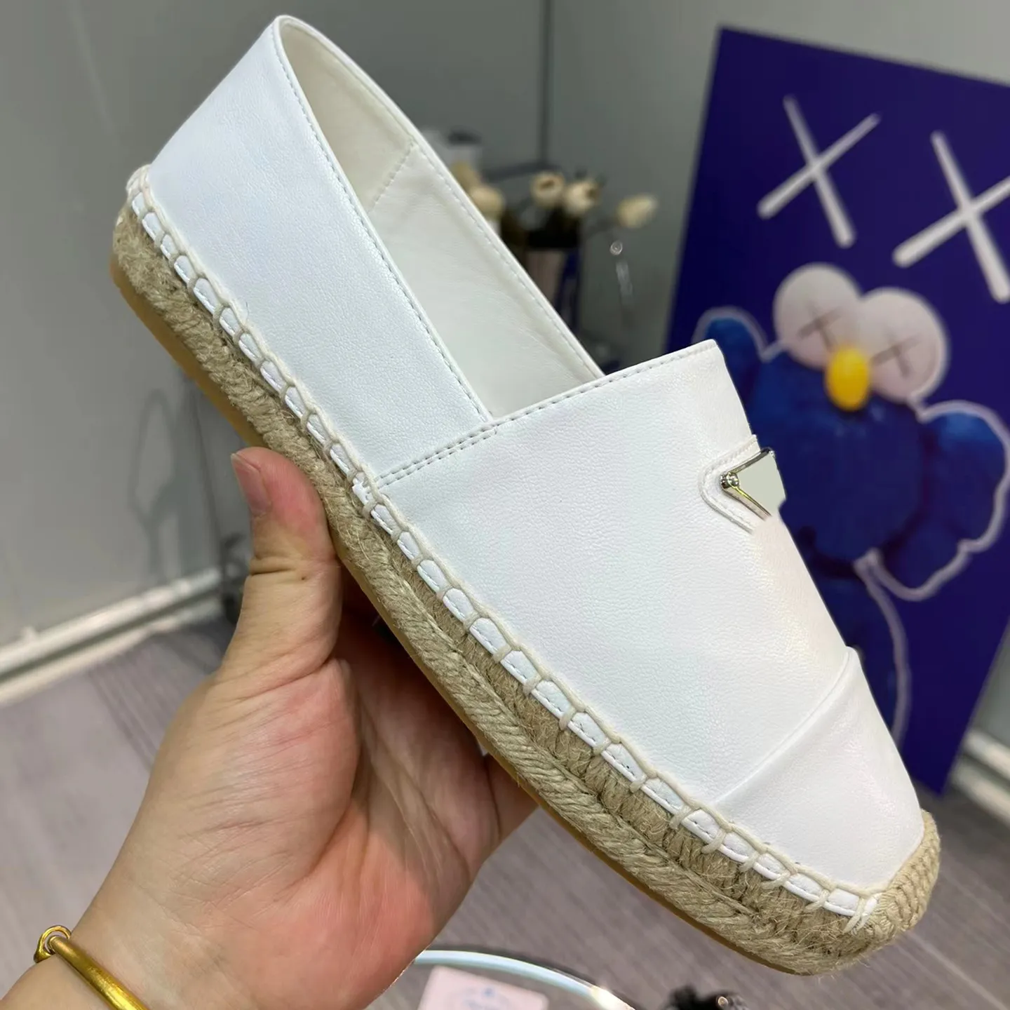 Cuir Designer Vintage Femmes De Luxe Classique Chaussures Espadrilles Mocassins Filles Casual Mode Fond Plat Plate-Forme