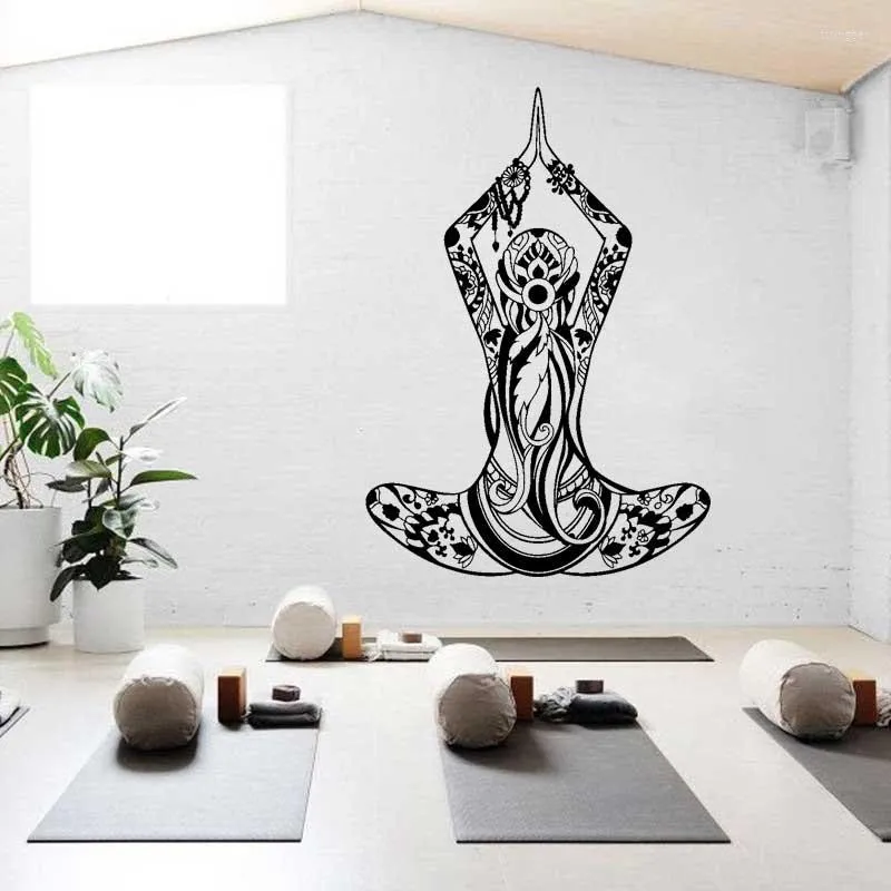 Vägg klistermärken vacker flicka meditation yoga posera lotus klistermärke spa skönhet salong klubb tränar rum hem dekor dekal y13