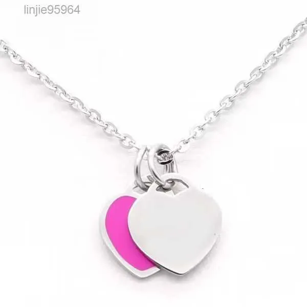 Fashion Love Heart Designer Necklace Jewelry Stainless Steel Christmas Day Plated Dainty Silver Chain 19mm Pendant Necklaces Designers Women 205vm{category}