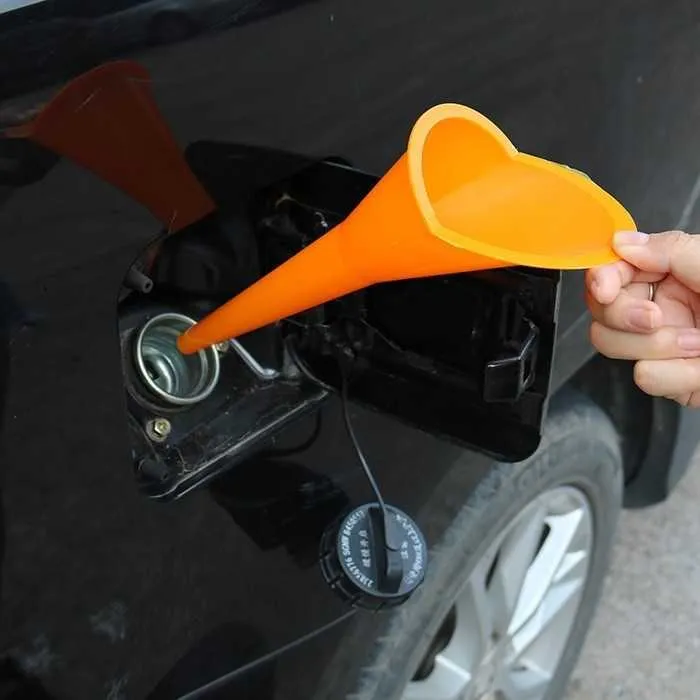 Embudo Con Manguera Para Repostar - 57 Cm, Plástico Naranja, Para Coche, Moto, Aditivos De Combustible