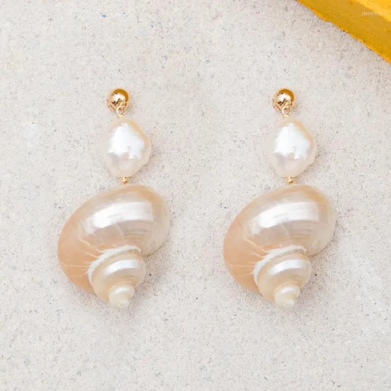 Dangle Earrings Bohemian Asymmetrical Conch Sea Snail White Shell And Natural Freshwater Pearl Clip Earring KAIRI For Women Jewelry