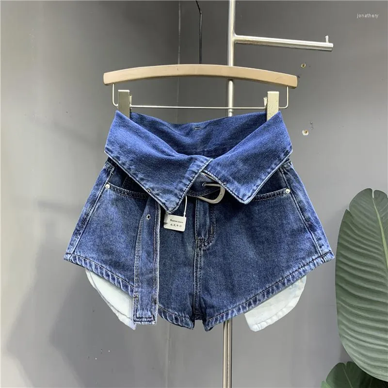 Jeans da donna blu scuro ultra corto 2023 primavera/estate tasca dolce pantaloni a gamba larga per le donne pantaloncini Jean denim femminile