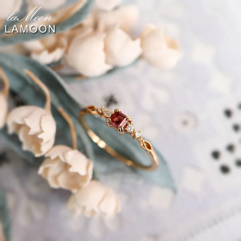 Wedding Rings LAMOON Natural Garnet Ring For Women Gemstone Thin 925 Sterling Silver Gold Vermeil Simple Daily Jewelry Friendship Gift 230608
