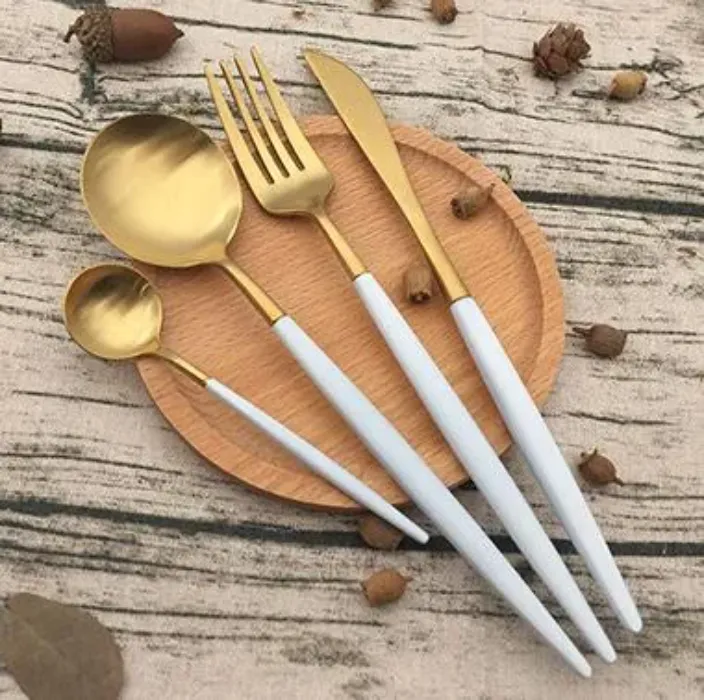 Portugal pointed tail cutlery knife and fork spoon Hotel 304 stainless steel western tableware The white handle golden flatwar