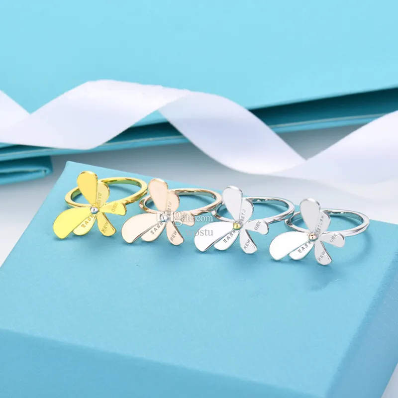 2023 New Designer Luxury Jewelry Rings European American Style Classic papillon personnalité anneaux cadeau d'anniversaire de Girlfriend