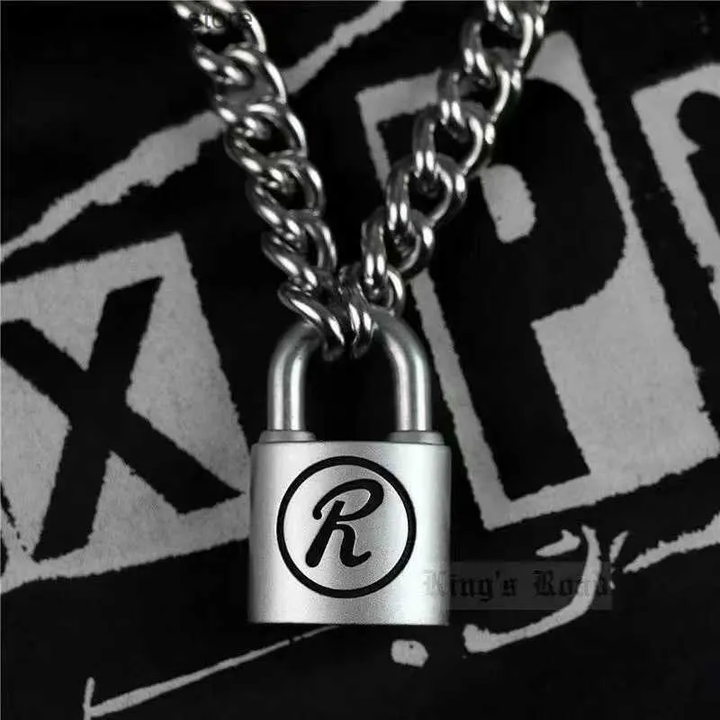 Collier à chaîne avec pendentif cadenas pour femme et homme - Bijoux sur le cou - Accessoires de fête (couleur du métal : plaqué zinc bleu