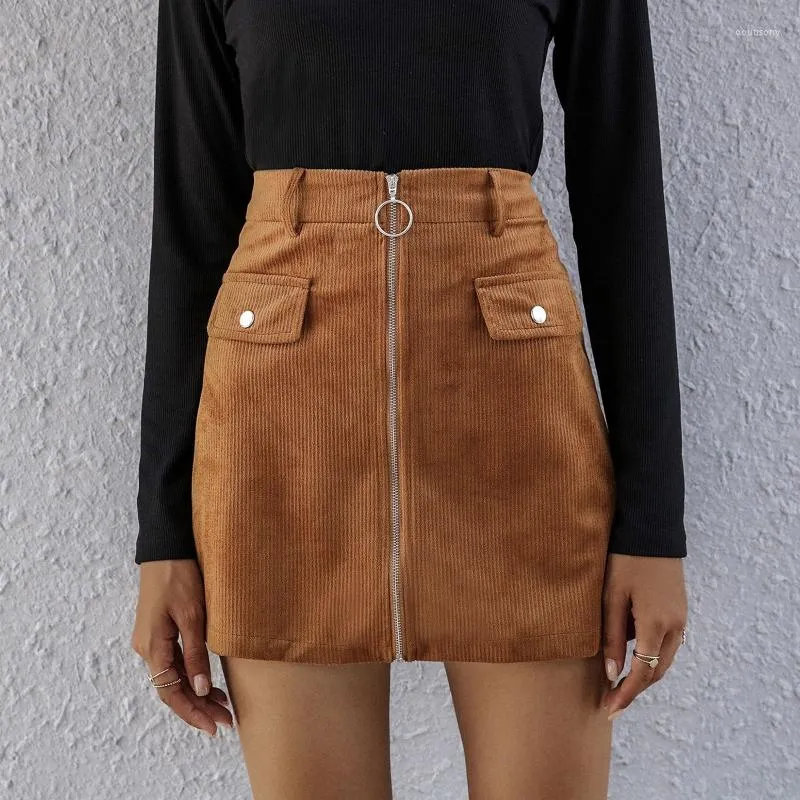 تنورات النساء عالية الخصر O-Ring Zipper الأمامية Slim Mini Pencil Skirt بسيطة ألوان صلبة مضلعة مخططة مخططة A-lip streetwear m6cd