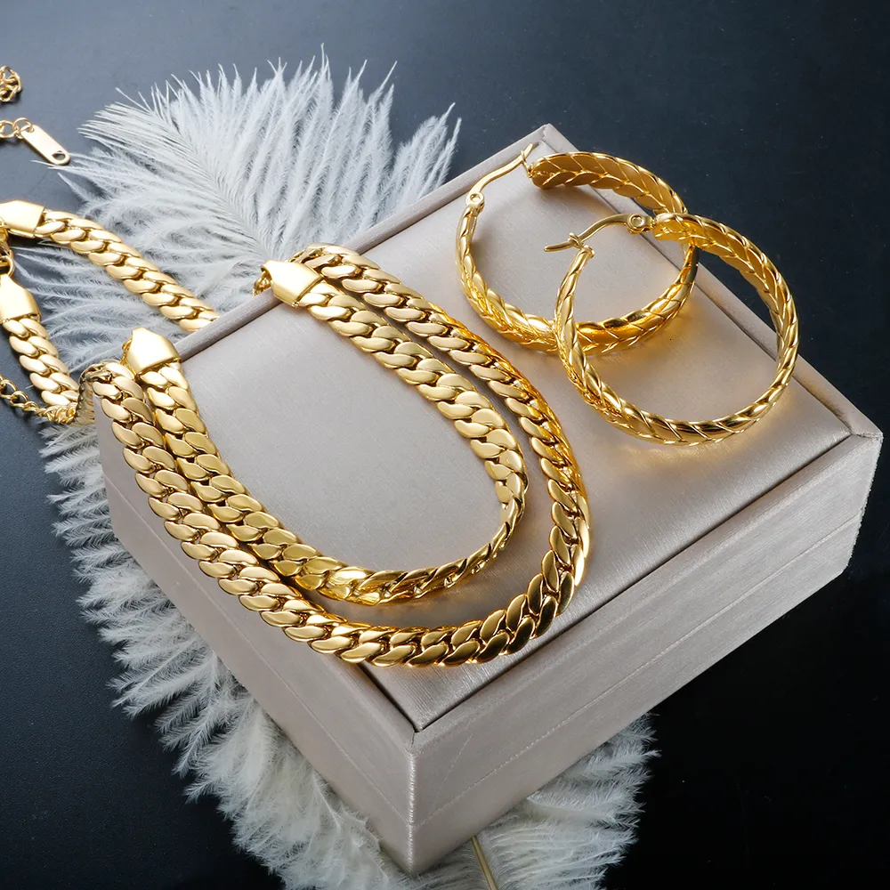 ZMFashion Retro Overlapping Braided Snake Bone Dulhan Gold Jewellery Set For Women And Men Stainless Steel Necklace And Bracelet 230608 From Pang03 5.86 DHgate.Com