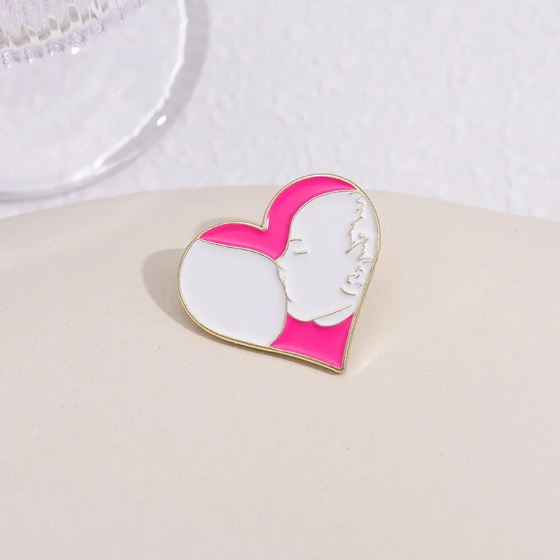 Broches Pins voor Dames Mode Broche Pins Mother's Love Moeder en Baby Love Heart Clips voor Jurk Doeken Tassen Decor Emaille Sieraden Badge Groothandel