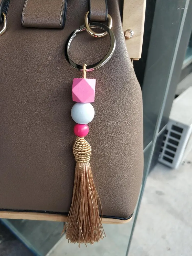 Nyckelringar DIY Handgjorda Tassels Keyring Plaid Kontrollerat mönster Multicolor Geometric Round Wood Pärlor Keychain för väskan Personlig gåva