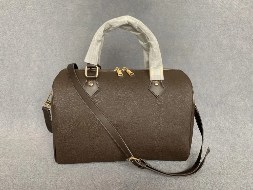 【関税&送料込】BIASIA Bags White Francesco Biasia Animal Print Bags & Handbags for Women for