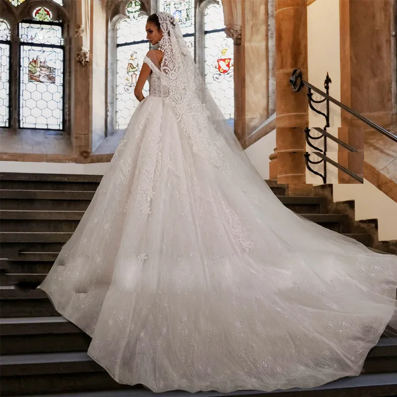 Wedding Dress for the Modern Bride ( 22 Photos ) | Best wedding dresses,  Pretty wedding dresses, Stylish wedding dresses