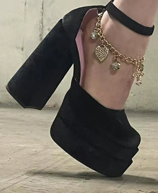 Daim noir Mary Jane Chaussures pour femmes Chaînes de mode Plate-forme Chaussures simples Femmes T Stage Shoe