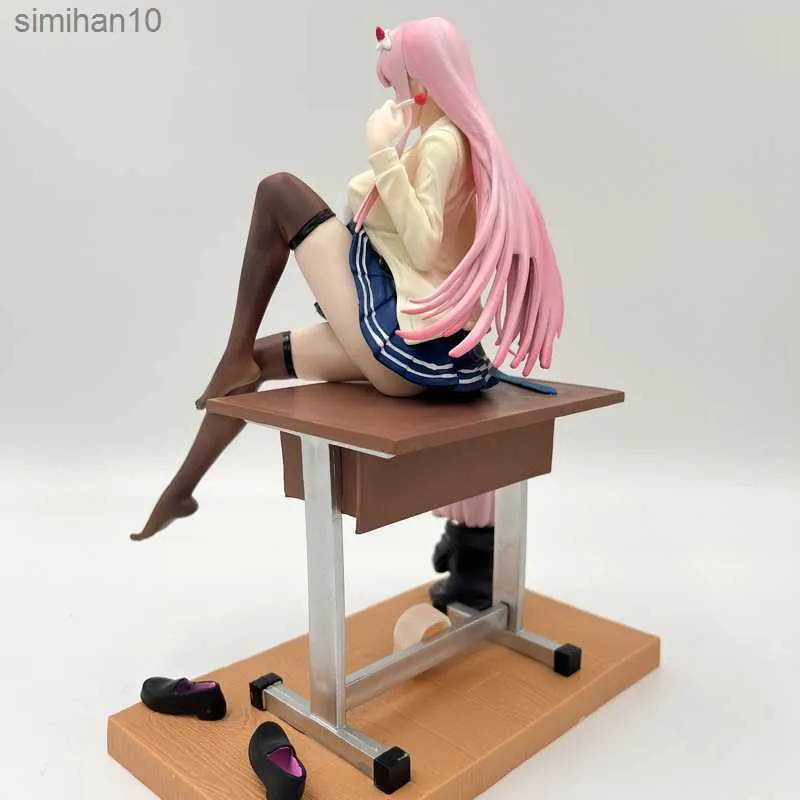 Anime DARLING in the FRANXX Figure Toy Zero Two 02 Sexy Girl Action Figure