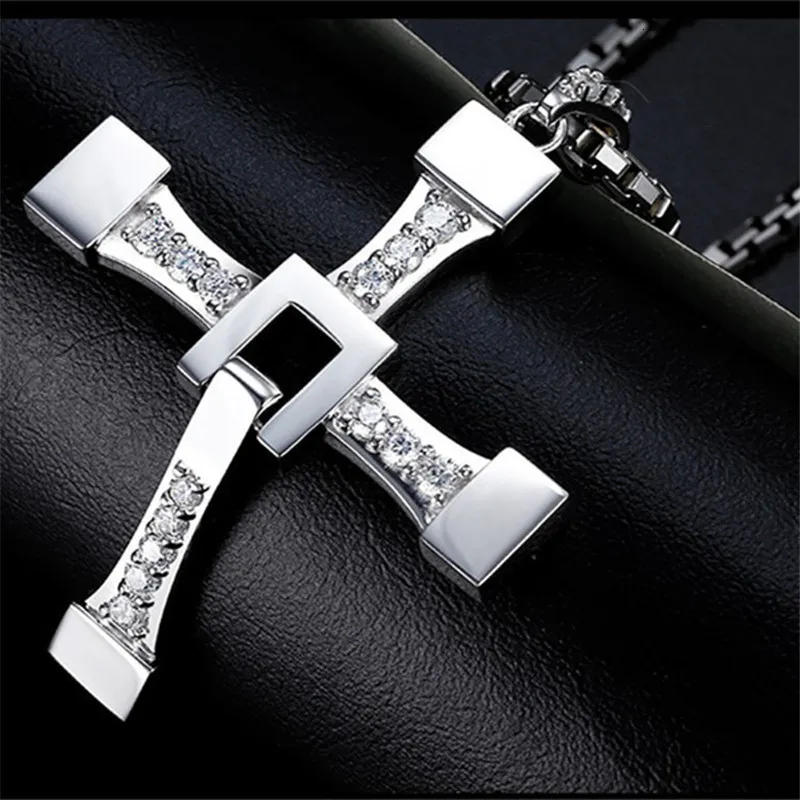 Pendant Necklaces Fast and Furious Cross Necklace Dominic Toretto Cross Pendant Necklace Stainless Steel Necklace for Men 230608