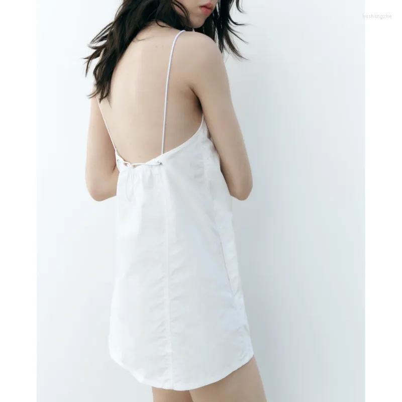 green emerald velvet dress White DIUPE Deep V Mini Dress main image 0