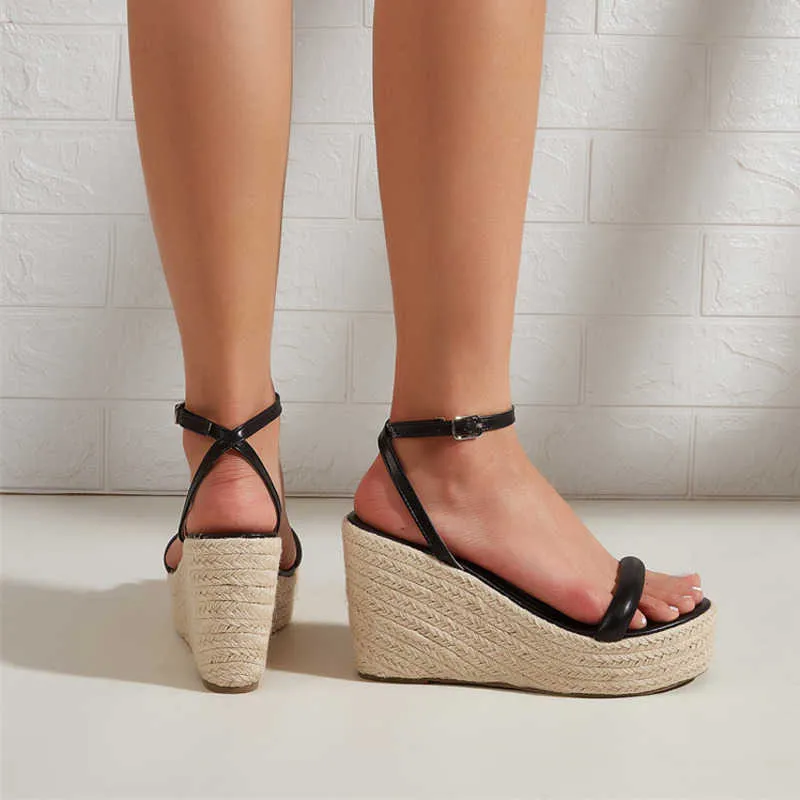 NXY Sandaler Summer Buckle Strap Wedges Platform Women Fashion Open Toe Party High Heels Gladiator Ladies Shoes 230511