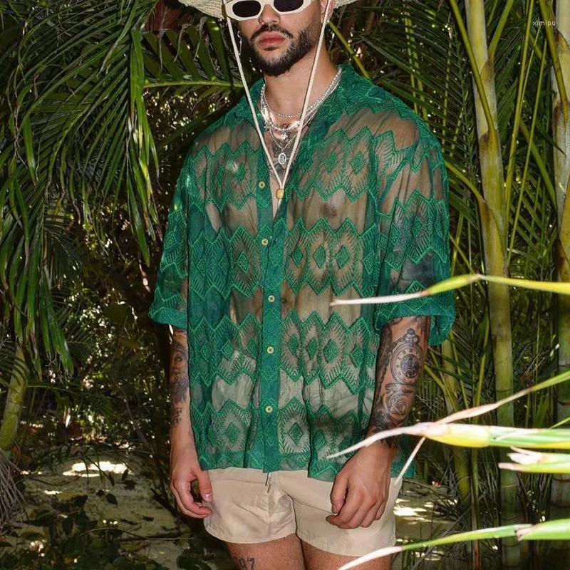 Erkekler Sıradan Gömlekler Yeşil İçi Boş Dantel Erkekler İçin Plaj Giymek Kısa Kollu Şeffaf Seksi Bluzlar Adam Yaz Tatil Erkek Tasarım Kıyafetleri Üstleri