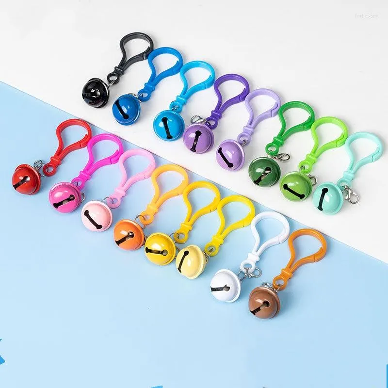 Chaves de chaves de coloração de colorido anel de sino pendurado acessórios de bolsa de sino pendente pingente de personalidade criativa de carros