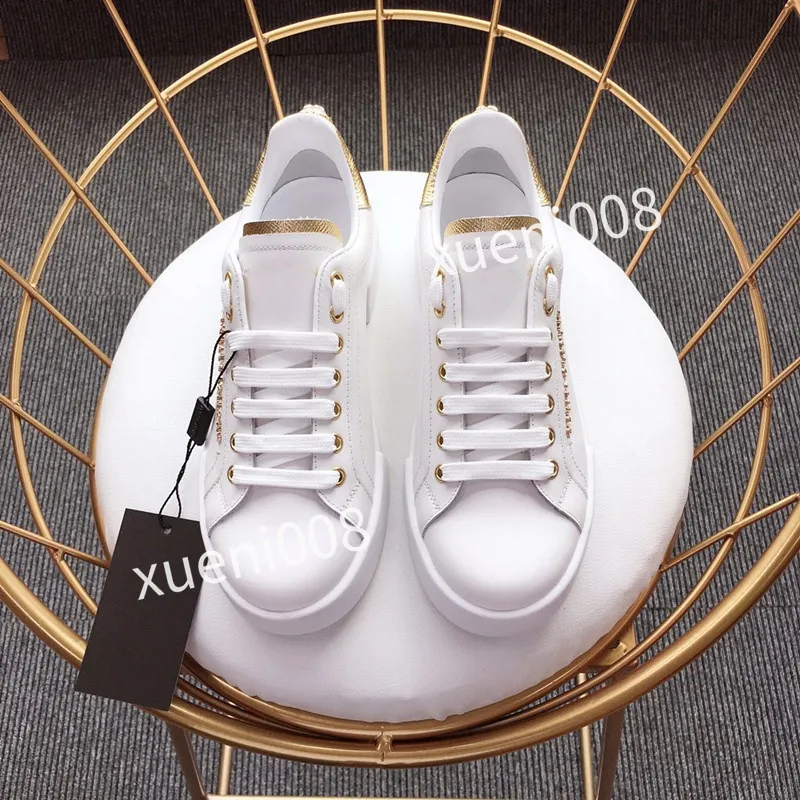 2023Womens mens Classics Brand Casual shoes leather lace-up sneaker Running Trainers Letters shoes Flat Printed sneakers