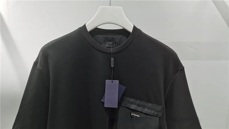 High Fashion P Half Top Pick Zipper Pocket Letters Herr- och kvinnors runda hals Kort ärm T-shirt Löst