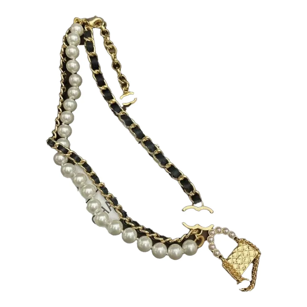 Mode kvinnor lyxdesigner halsband kopia choker kedja läder brev hänge koppar legering uttalande smycken tillbehör