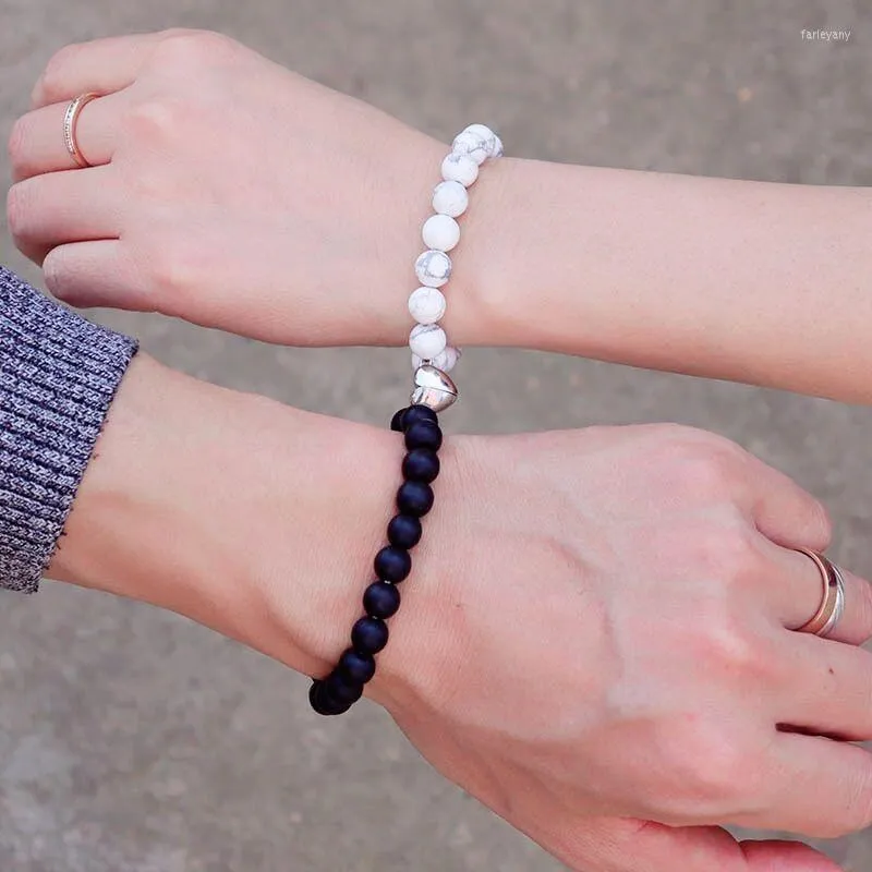 totwoo Long Distance Touch Bracelets for Couples, Vibration & Light up for  Love Couples Bracelets | Long Distance Relationship Gifts for Girlfriend  Bluetooth Pairing Jewelry - Newegg.com