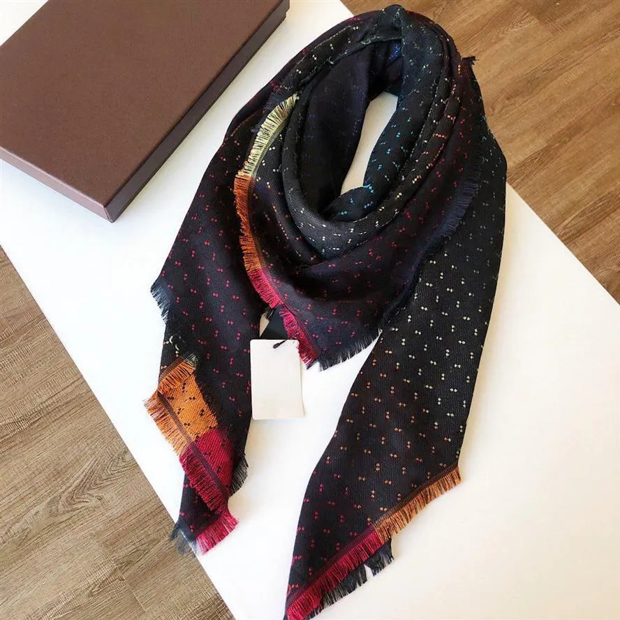 140 140CM Classic British Plaid Cotton Ladies High Quality Lame Scarf g For Women four seasons Shawl Both sides can wear Scarves209v