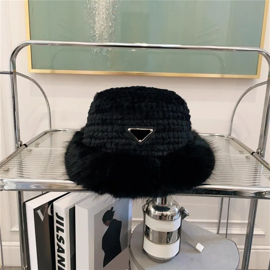 Winter Mink Fur Fisherman Hats Triangle Icon Cap Designer Bucket Hat Women Outdoor Warm Sports Caps292r