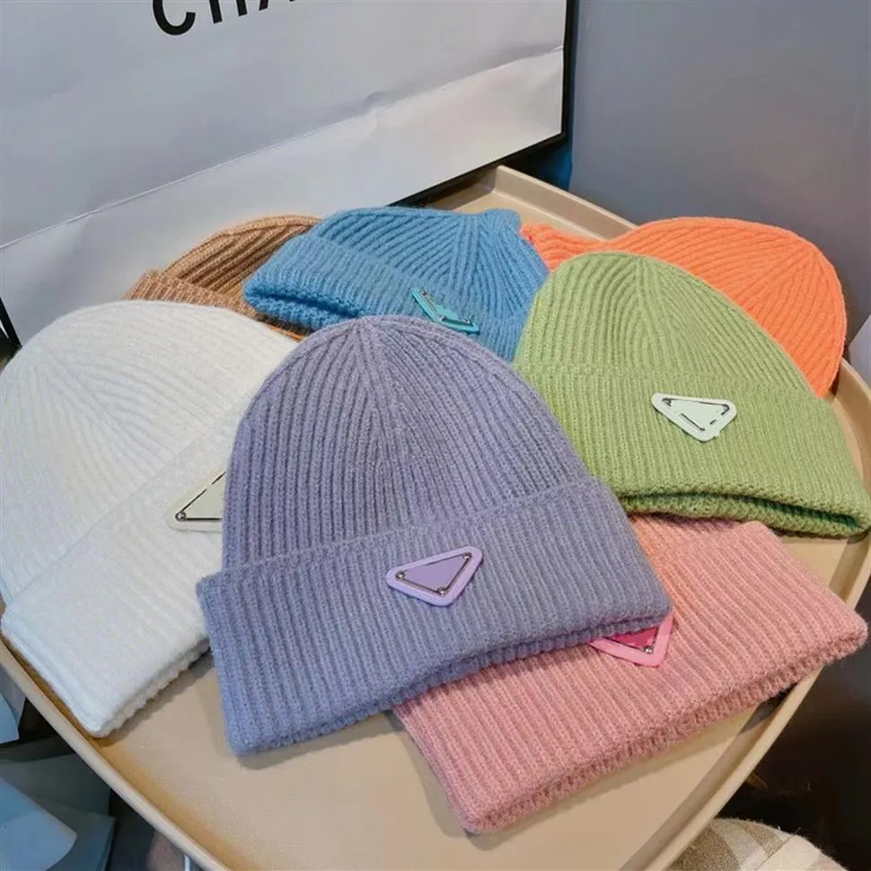 2021 Yüksek Kış Beanie Hat Erkekler Kadın Boş Zamanlı Örgü Beanies Parka Kafa Kapağı Kapak Açık Aşıklar Moda Yünlü Örme Hat262E